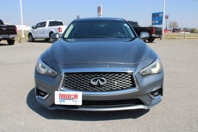 Used 2018 INFINITI Q50 Luxe w/ Cargo Package (L95) image 2