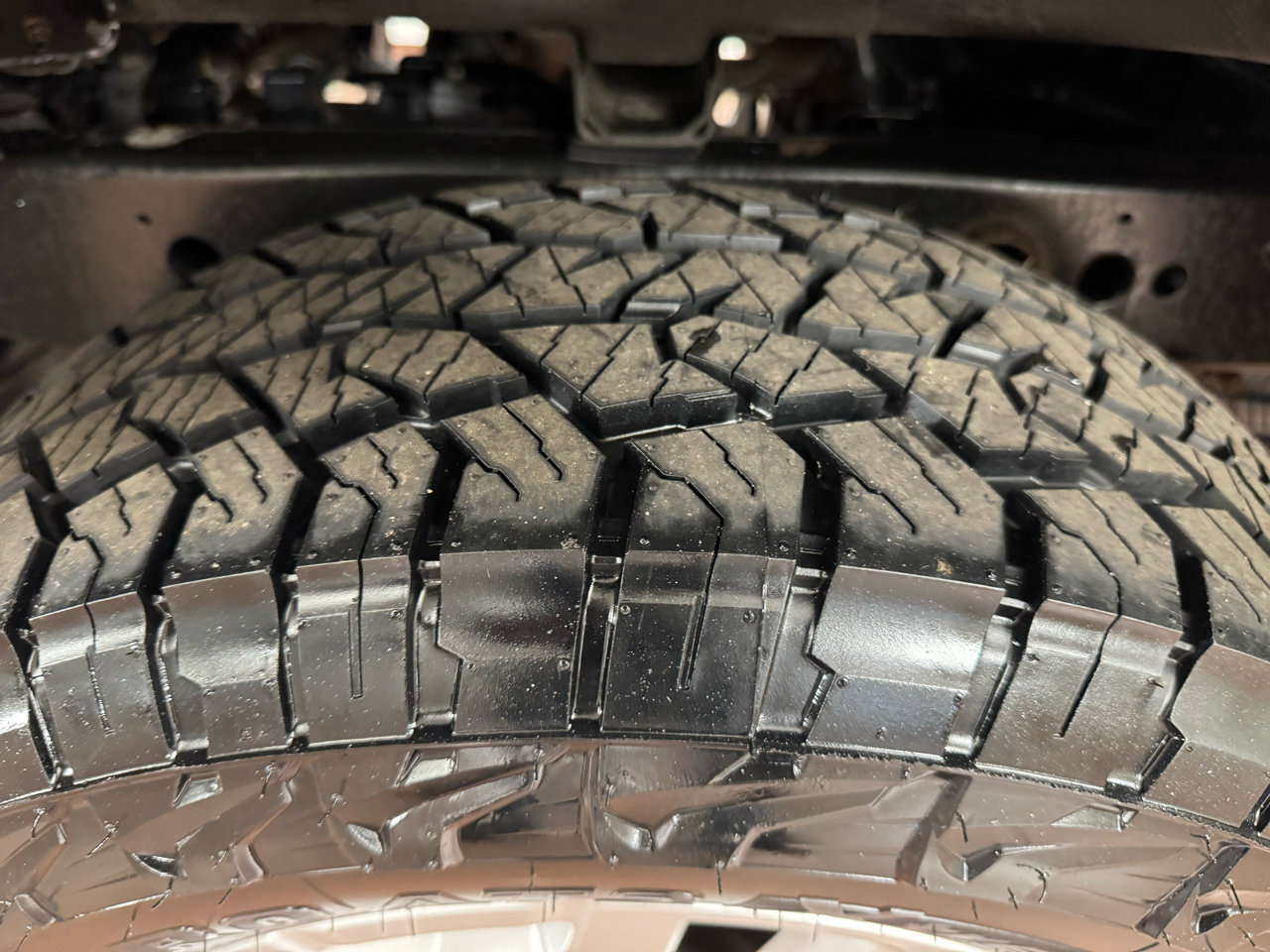 Used 2022 Nissan Frontier SV w/ Technology Package image 39