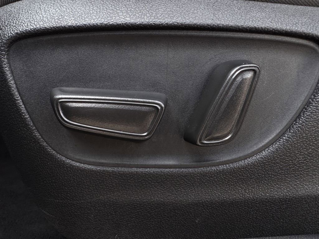 Used 2024 Toyota Sienna LE image 26