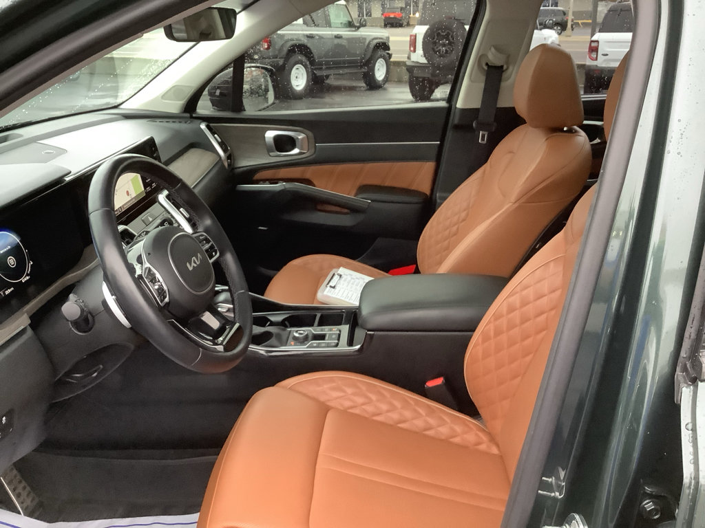 Used 2023 Kia Sorento SX Prestige AWD/4WD image 11