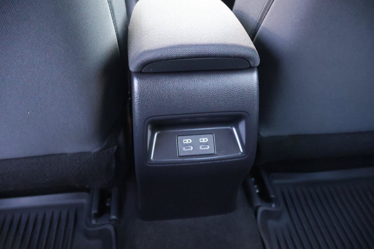Used 2026 Toyota Corolla LE FWD image 15