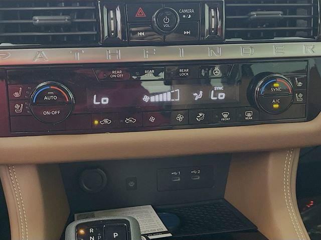 New 2026 Nissan Pathfinder Platinum FWD image 11