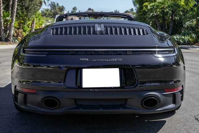 Used 2024 Porsche 911 Cabriolet image 7