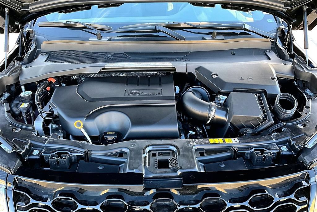 New 2026 Land Rover Discovery Sport Landmark AWD/4WD image 12