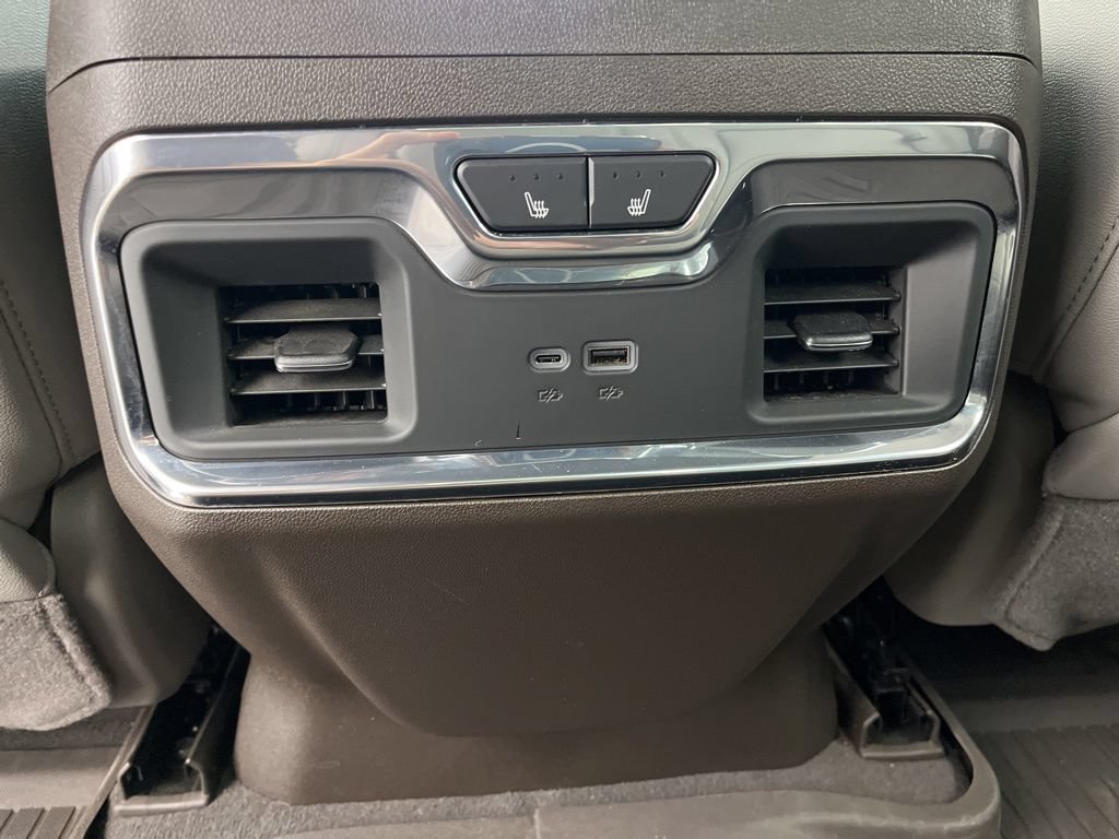 Used 2026 Chevrolet Silverado 1500 LTZ AWD/4WD image 23