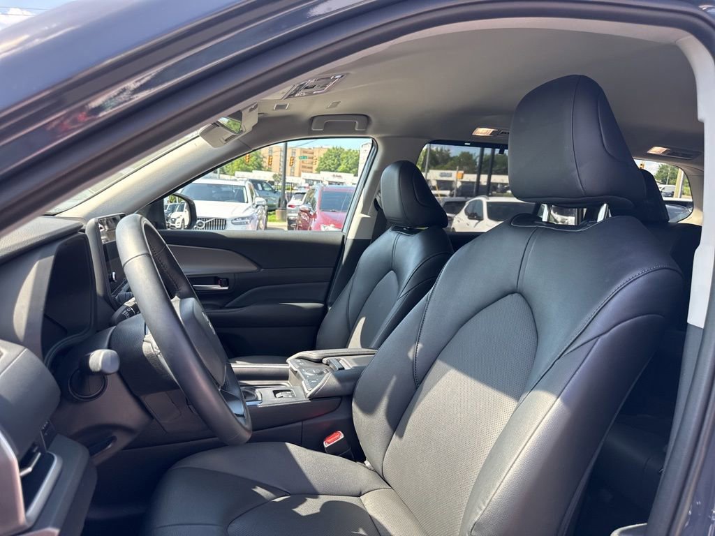 Used 2026 Toyota Grand Highlander AWD Hybrid image 15
