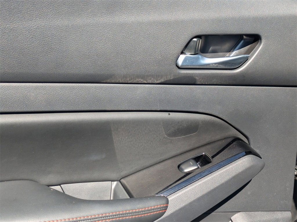 Used 2025 Nissan Altima 2.5 SR image 26