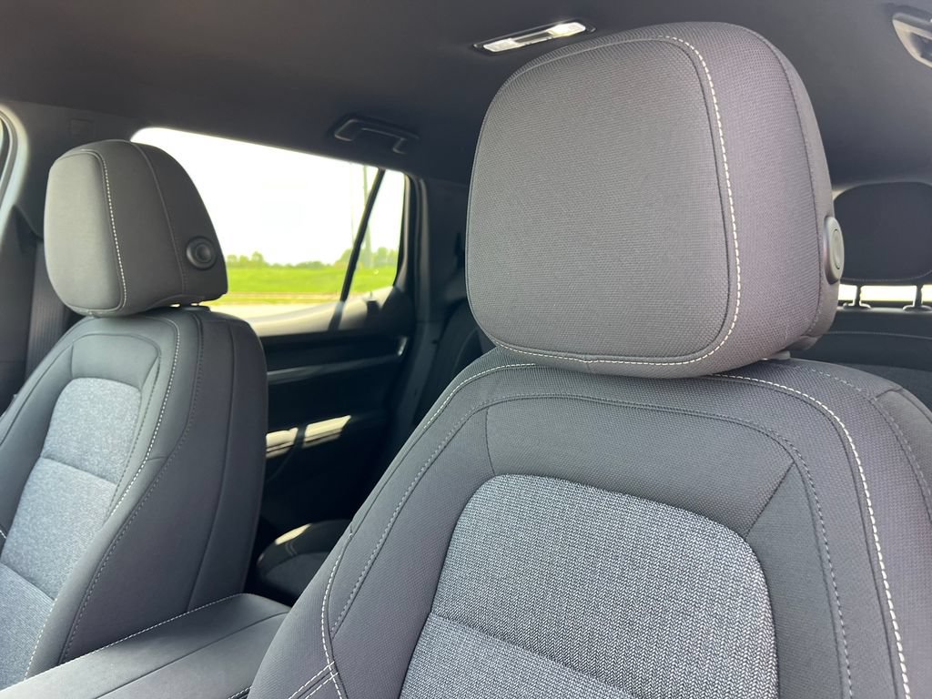 New 2027 GMC Terrain Elevation AWD/4WD image 10