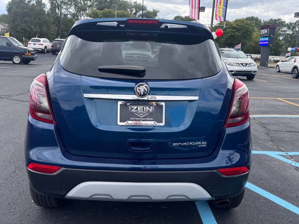 Used 2019 Buick Encore Sport Touring image 27