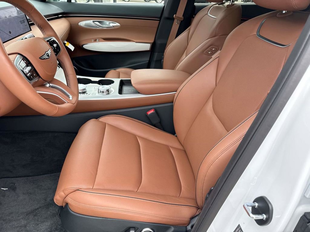 Used 2026 Genesis GV70 2.5T Advanced image 22