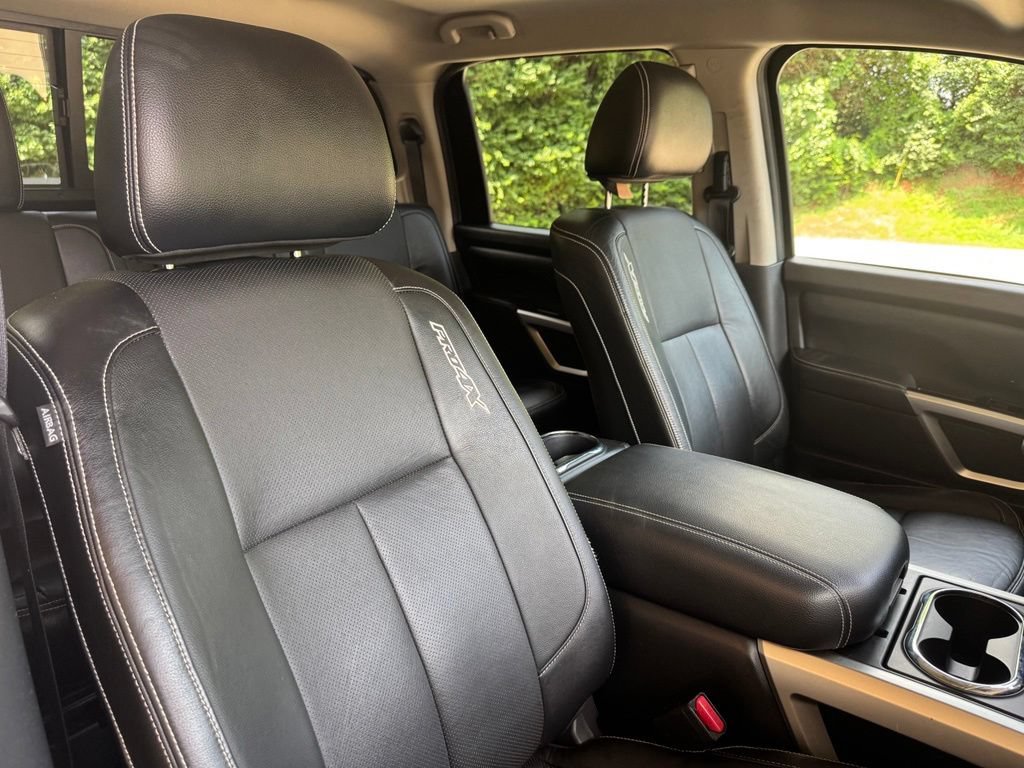 Used 2016 Nissan Titan PRO-4X w/ Pro-4x Convenience Package AWD/4WD image 34