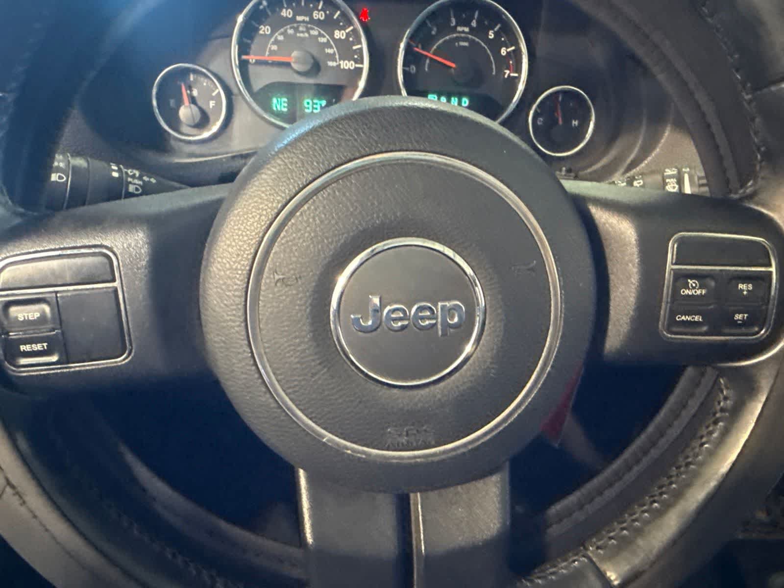 Used 2012 Jeep Wrangler Sport AWD/4WD image 19