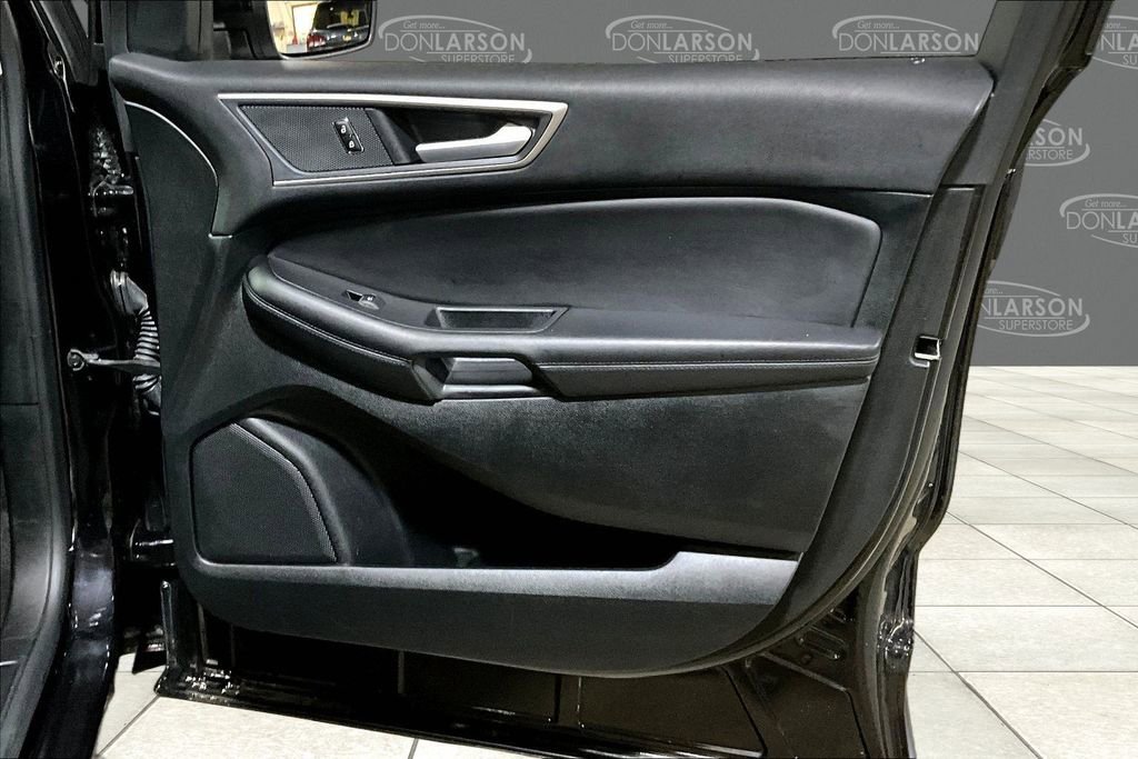 Certified 2024 Ford Edge SEL w/ Convenience Package image 12