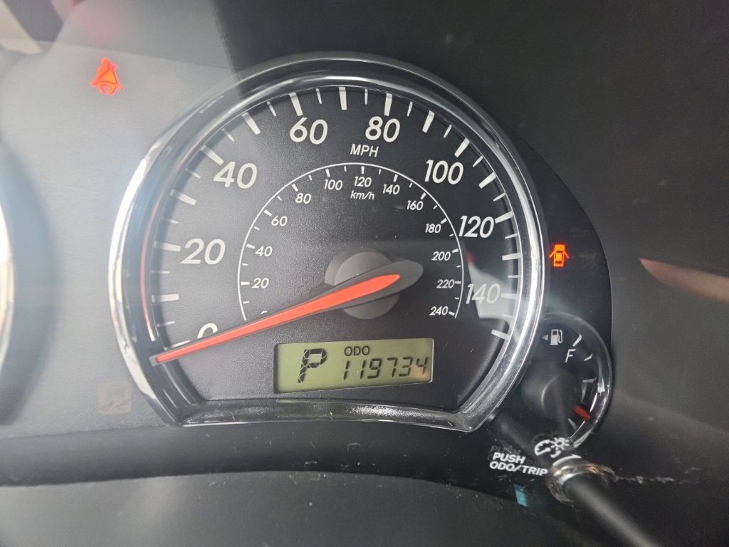 Used 2013 Toyota Corolla S FWD image 14