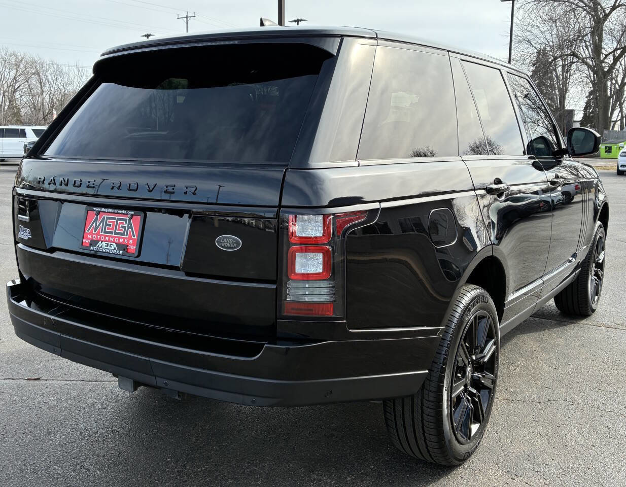 Used 2017 Land Rover Range Rover Supercharged image 12