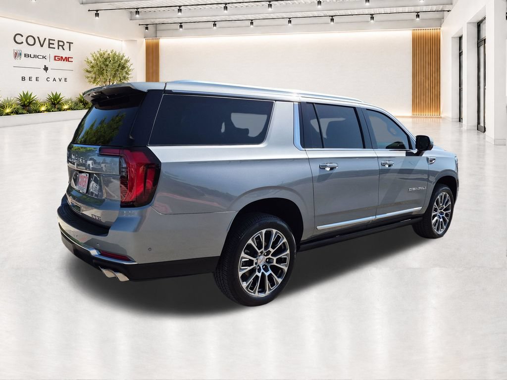 New 2026 GMC Yukon XL Denali w/ Denali Reserve Package AWD/4WD image 11