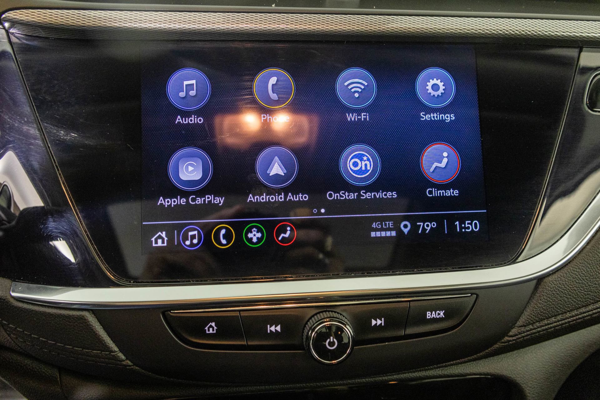Used 2022 Buick Encore GX Essence w/ Experience Buick Package AWD/4WD image 27