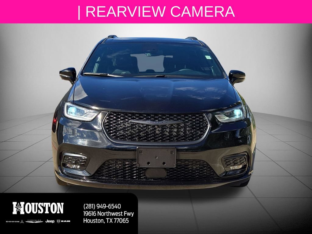 Used 2024 Chrysler Pacifica Limited w/ Uconnect Theater Family Group FWD image 10