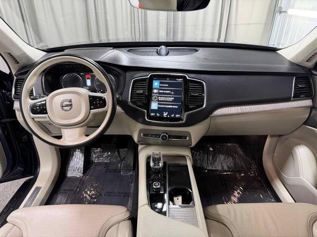 Used 2022 Volvo XC90 T8 Inscription AWD/4WD image 13