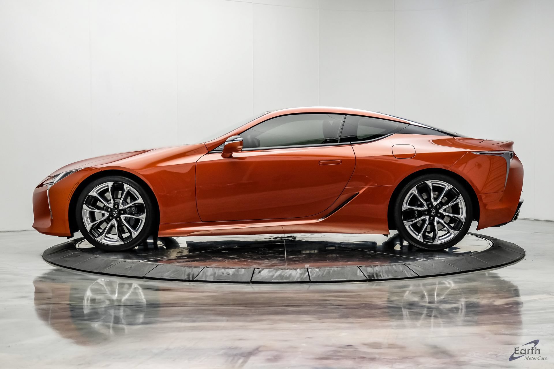 Used 2021 Lexus LC 500 Coupe w/ Performance Package RWD image 7