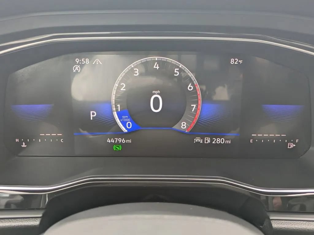 Used 2023 Volkswagen Jetta SE FWD image 23