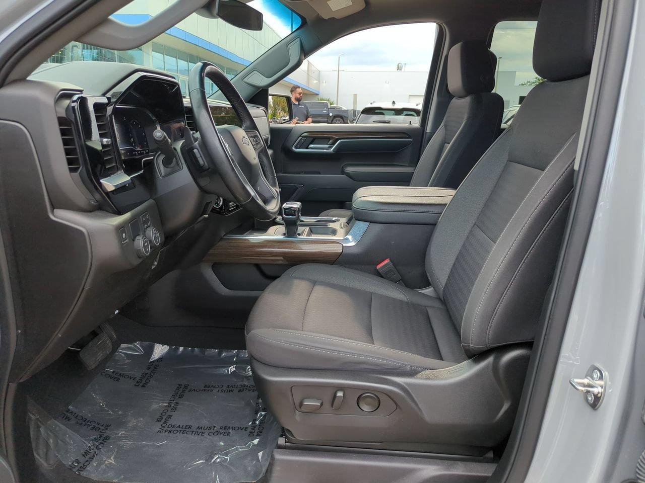 Used 2024 Chevrolet Silverado 1500 RST w/ Convenience Package II RWD image 18