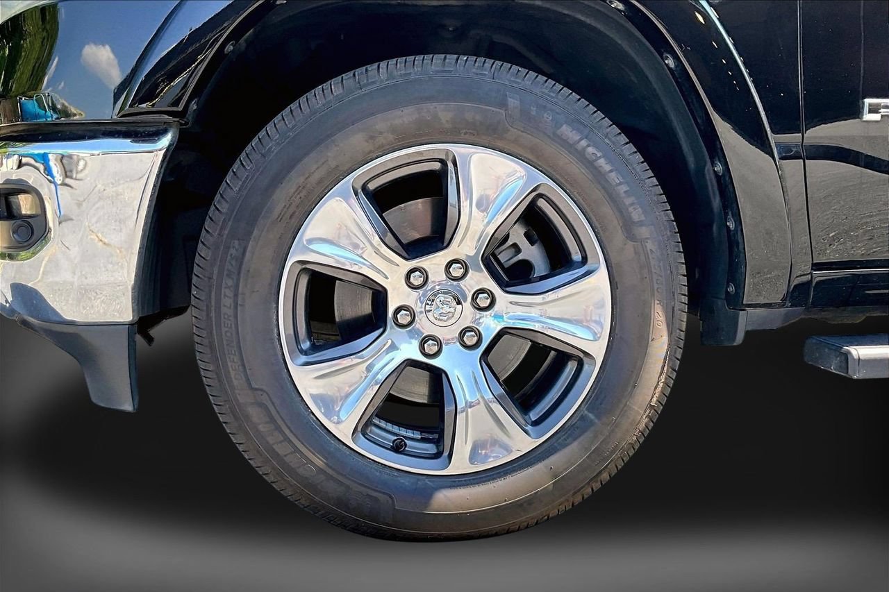 Used 2022 RAM 1500 Laramie AWD/4WD image 31