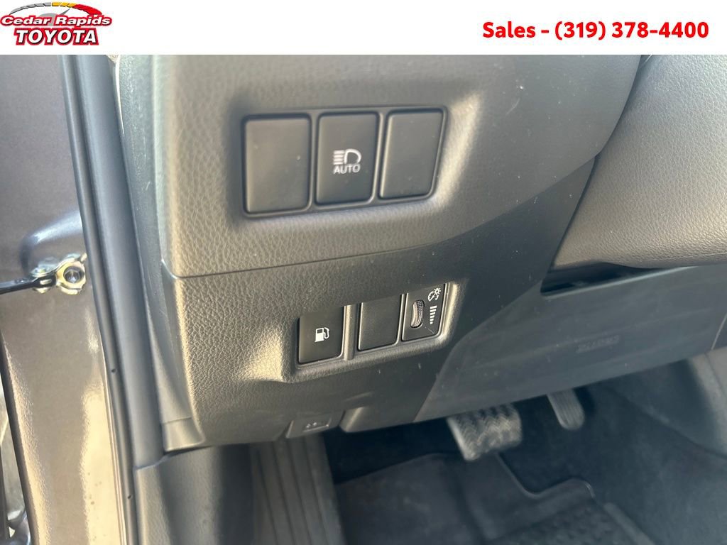 Certified 2022 Toyota C-HR Nightshade image 27