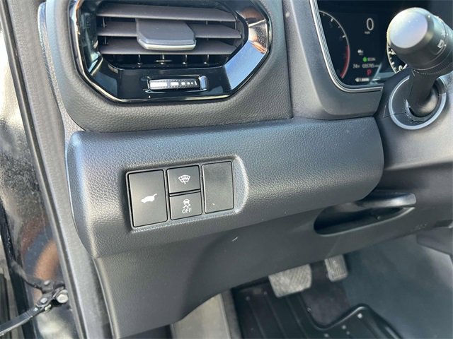 Used 2025 Honda Pilot TrailSport image 14