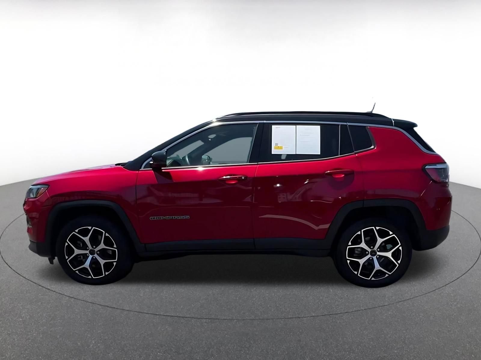 Used 2025 Jeep Compass Limited AWD/4WD image 8
