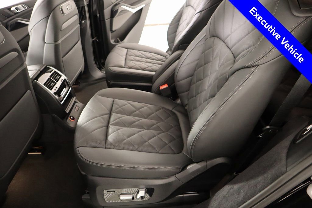 New 2026 BMW X7 xDrive40i w/ M Sport Package image 13