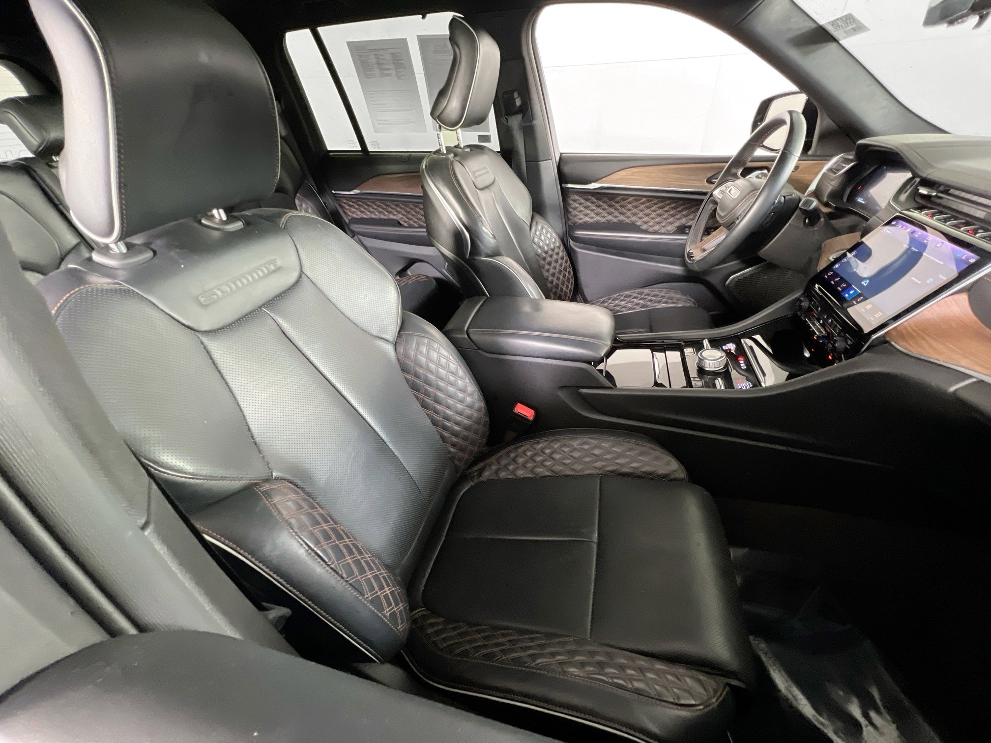 Used 2022 Jeep Grand Cherokee Summit w/ Adv Protech Group IV image 28