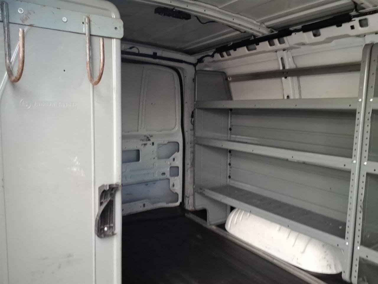 Used 2015 GMC Savana 2500 RWD image 21