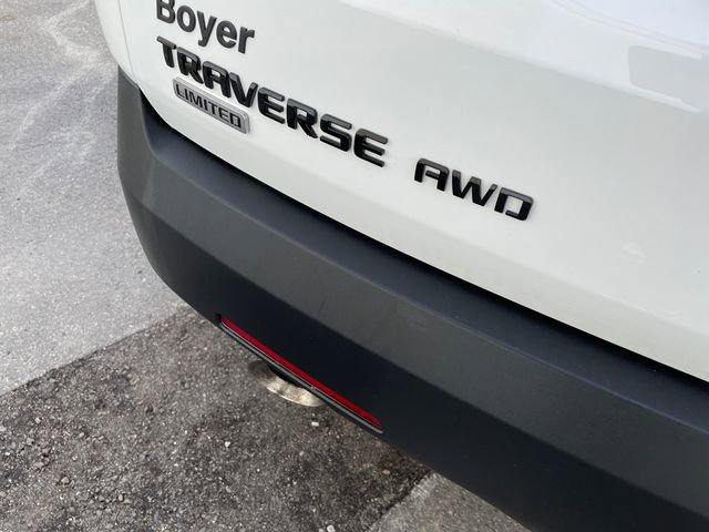 Used 2024 Chevrolet Traverse RS image 13
