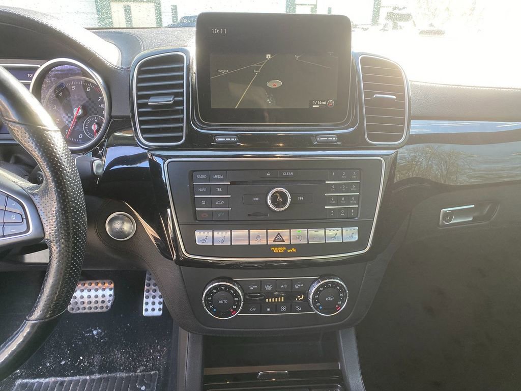 Used 2017 Mercedes-Benz GLE 43 AMG 4MATIC image 21