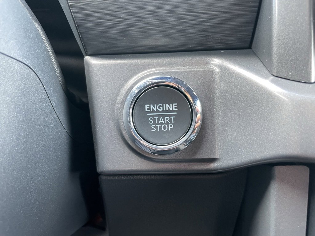 New 2025 Ford F150 XLT w/ Equipment Group 302A MID image 44