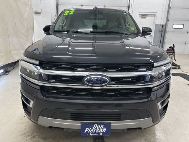Used 2022 Ford Expedition Limited image 2