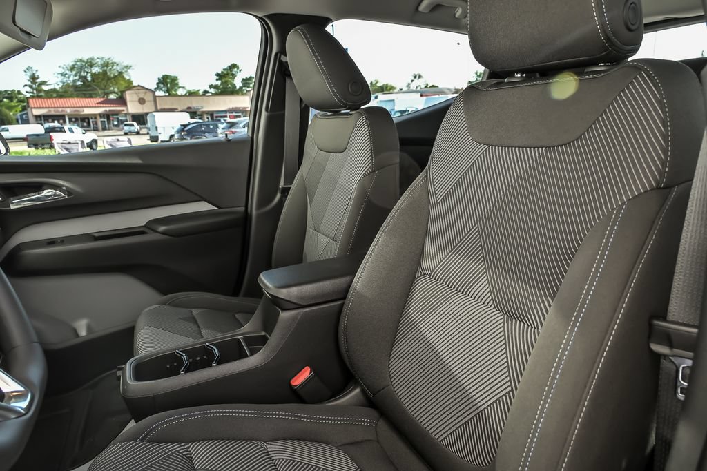 New 2027 Chevrolet Bolt LT FWD image 10