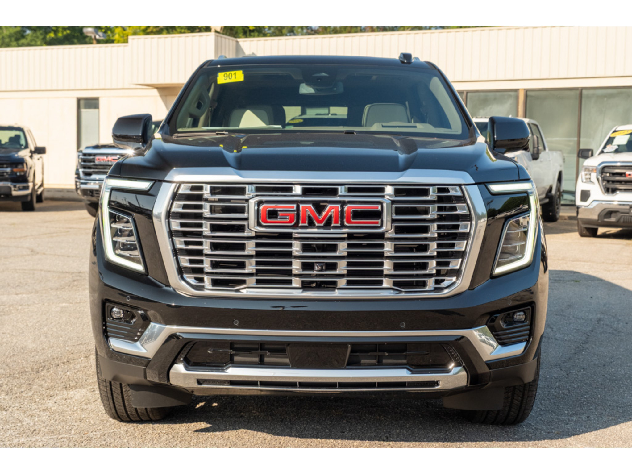 New 2026 GMC Yukon Denali w/ Sun & Power Step Package AWD/4WD image 3