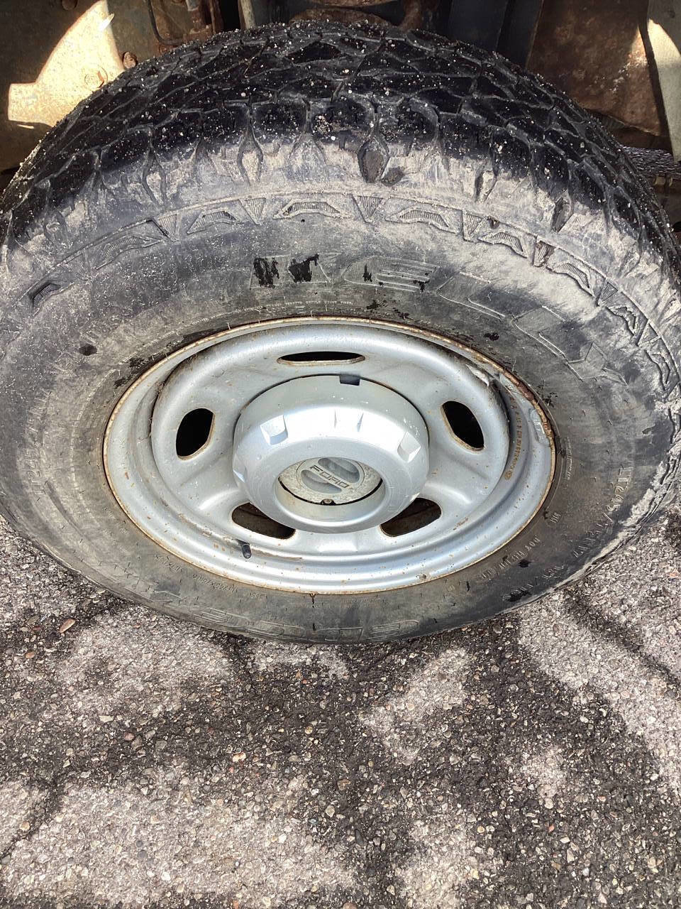 Used 2012 Ford F250 XL w/ PWR Equipment Group image 21