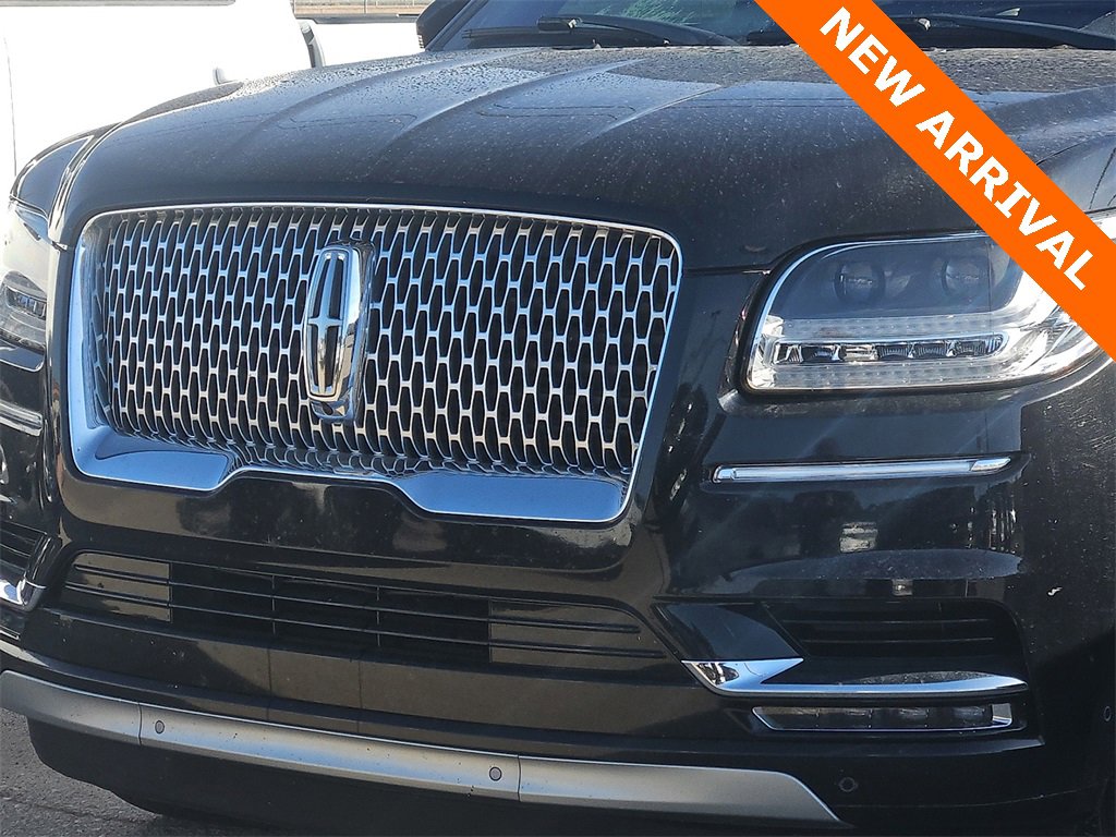 Used 2019 Lincoln Navigator L Reserve image 2