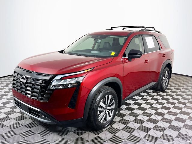 Used 2026 Nissan Pathfinder SL image 4