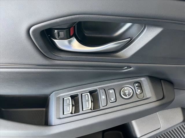 Certified 2025 Honda Accord SE image 17