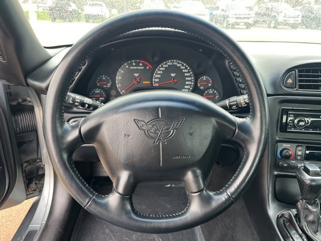 Used 2004 Chevrolet Corvette Coupe w/ Roof Package image 19