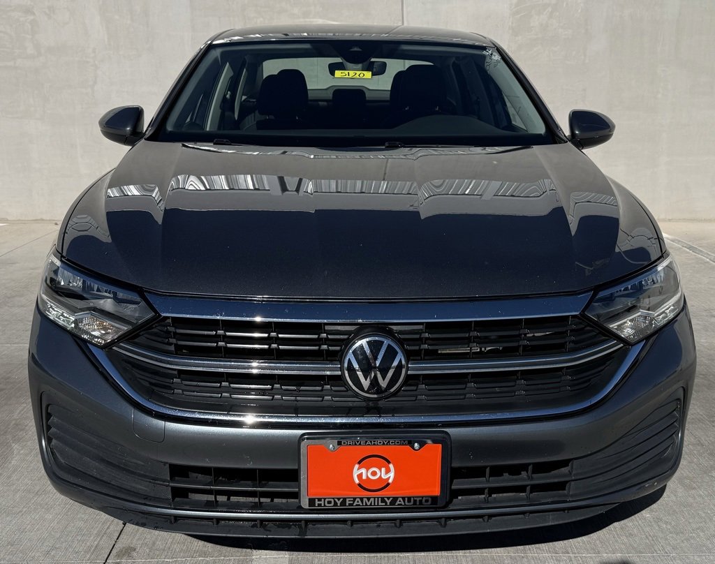 Used 2024 Volkswagen Jetta S image 2