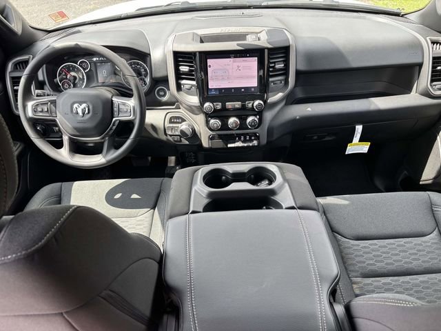 New 2026 RAM 1500 Express AWD/4WD image 3