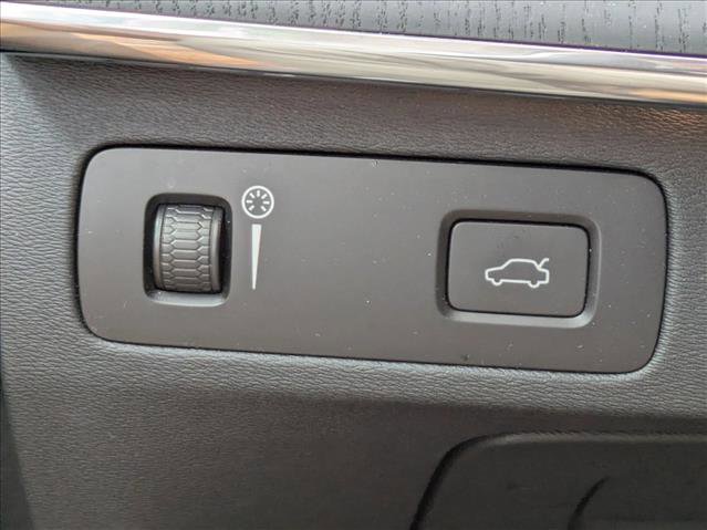 Used 2022 Volvo XC90 T6 Inscription w/ Lounge Package image 9