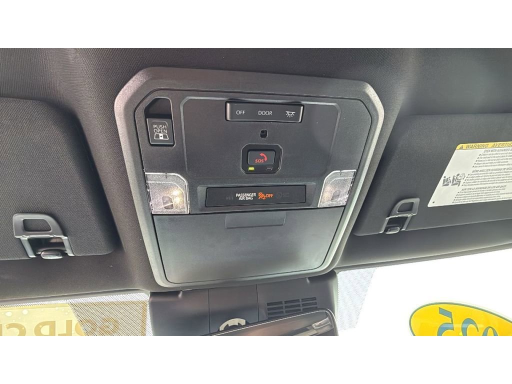 Certified 2025 Toyota Tacoma SR5 w/ SR5 Upgrade Package AWD/4WD image 24