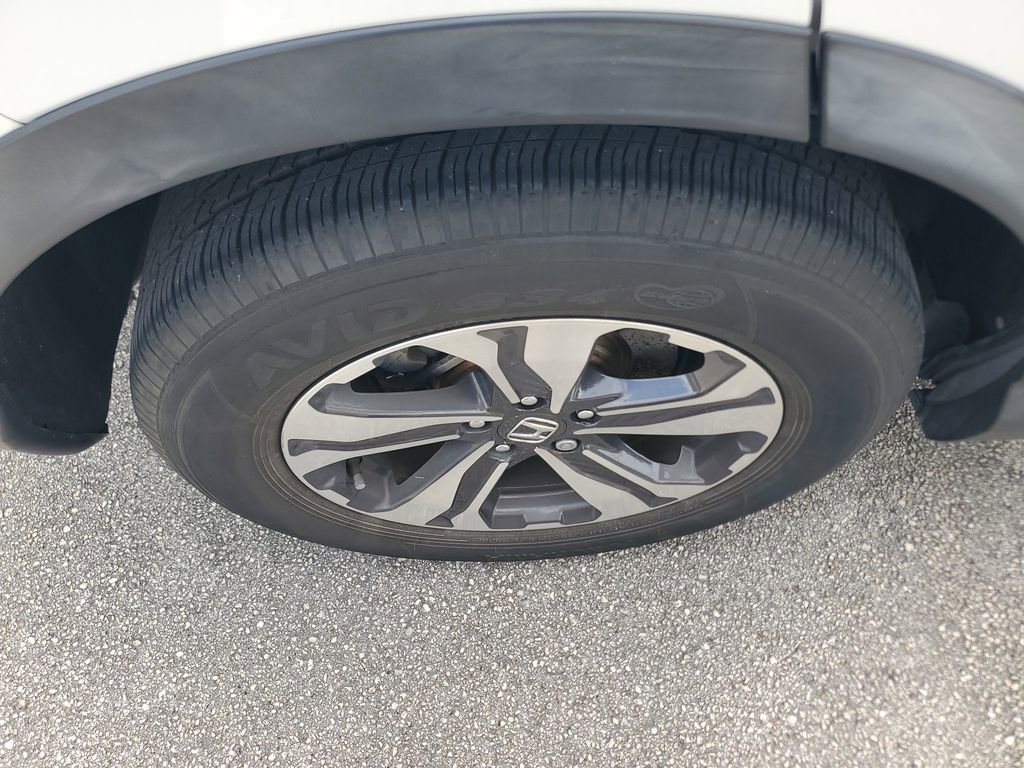 Used 2019 Honda CR-V LX image 9