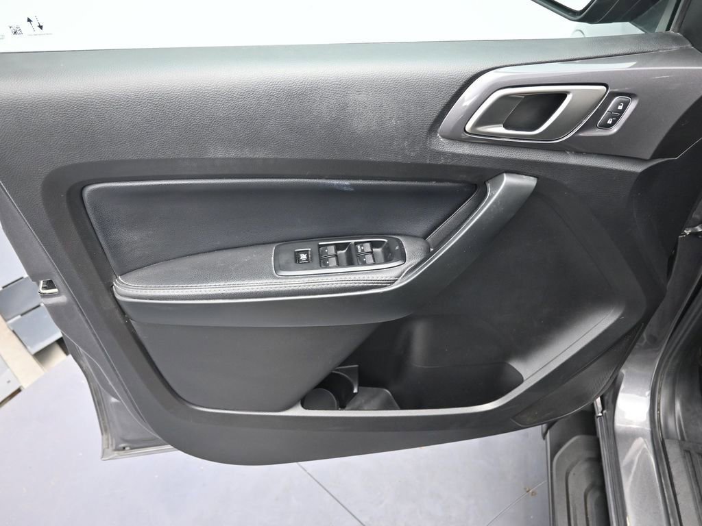 Used 2020 Ford Ranger Lariat w/ Trailer Tow Package image 9